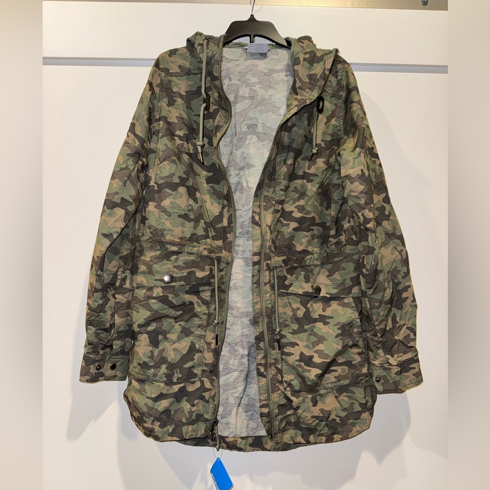 Columbia Green Camouflage Parka - Picture 3 of 7